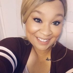 Meet your Posher, Shay